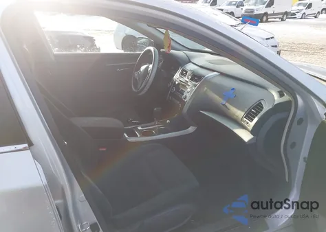 2013 Nissan Altima 2.5 S z USA, uszkodzony, nr VIN 1N4AL3APXDC232897